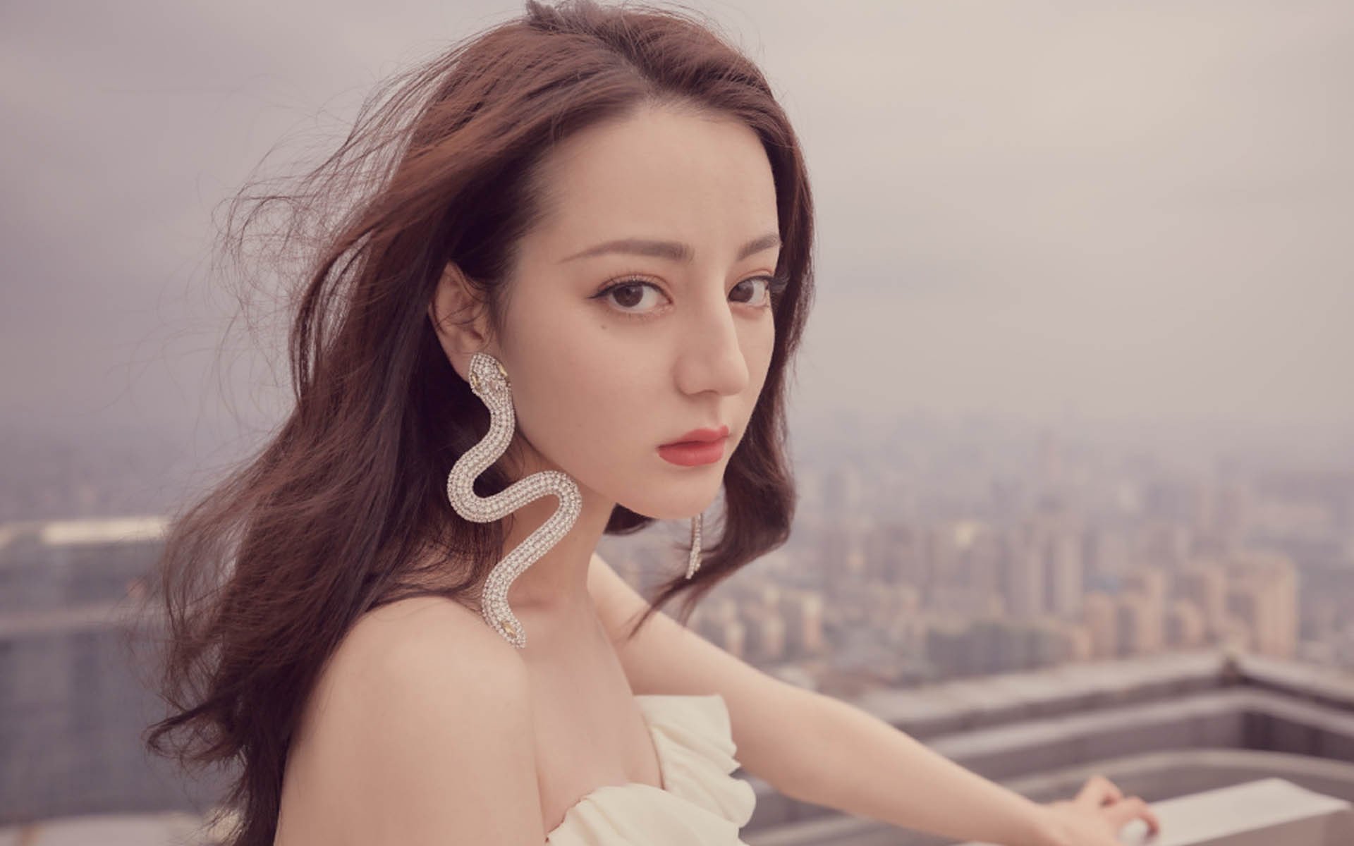 开云官网首页-76人引入战术虚拟实景系统提升实战模拟，76人进攻战术